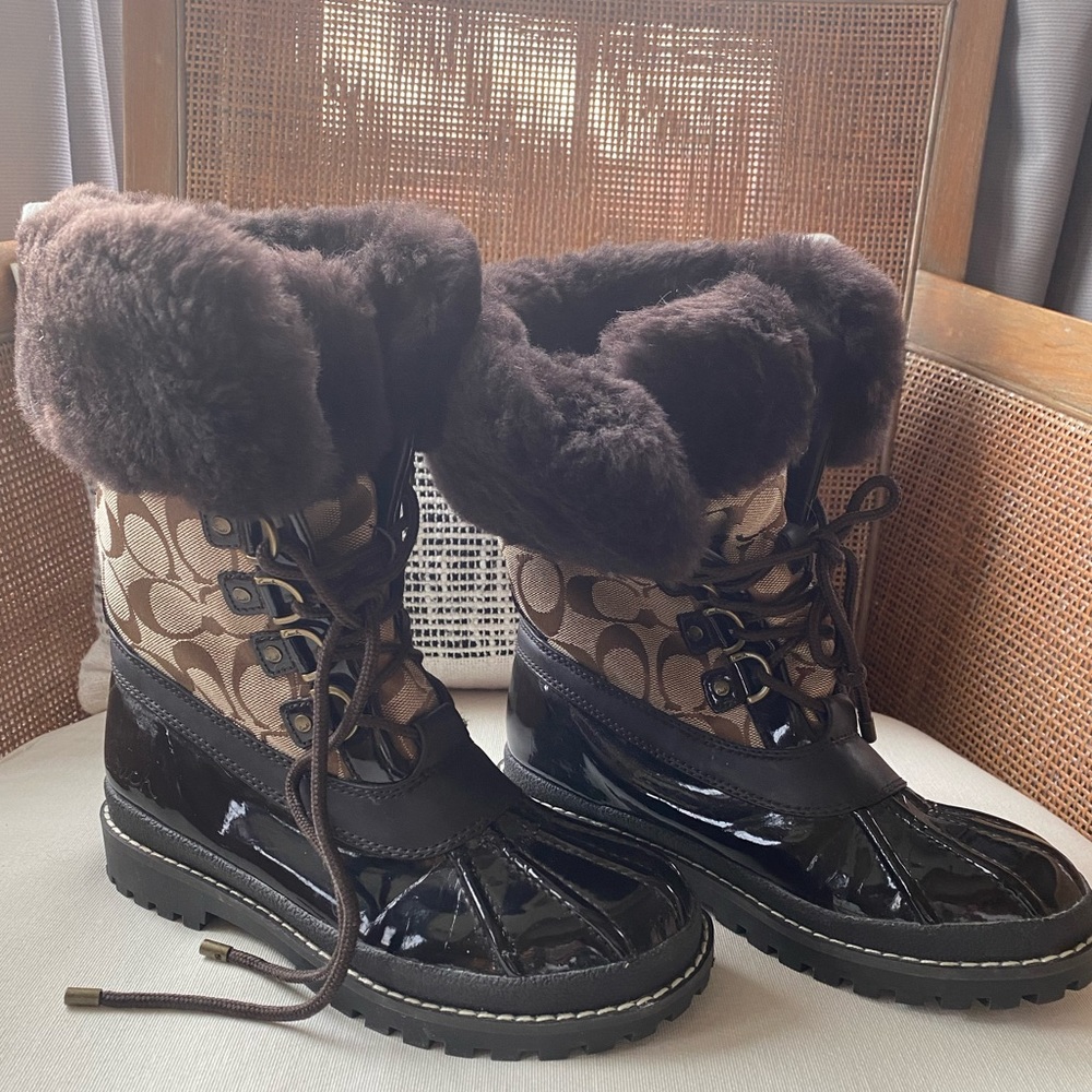 Coach snow boots